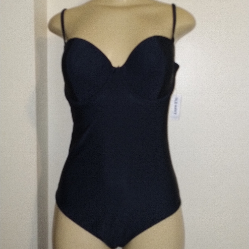 NWT Old Navy One piece Swimsuit women's size L